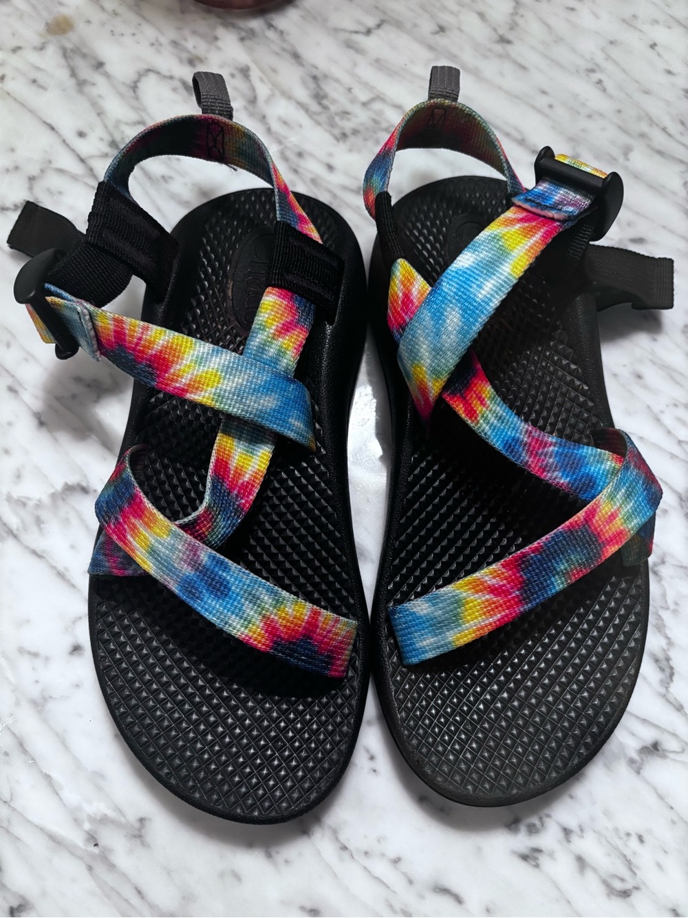 Youth Chaco Tie-Dye Strap Sandals - Black Footbed